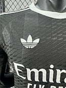 Camisa Real Madrid 25/26 - Versão Jogador Manga Longa