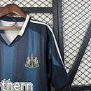 Camisa Retrô Newcastle United 05/06